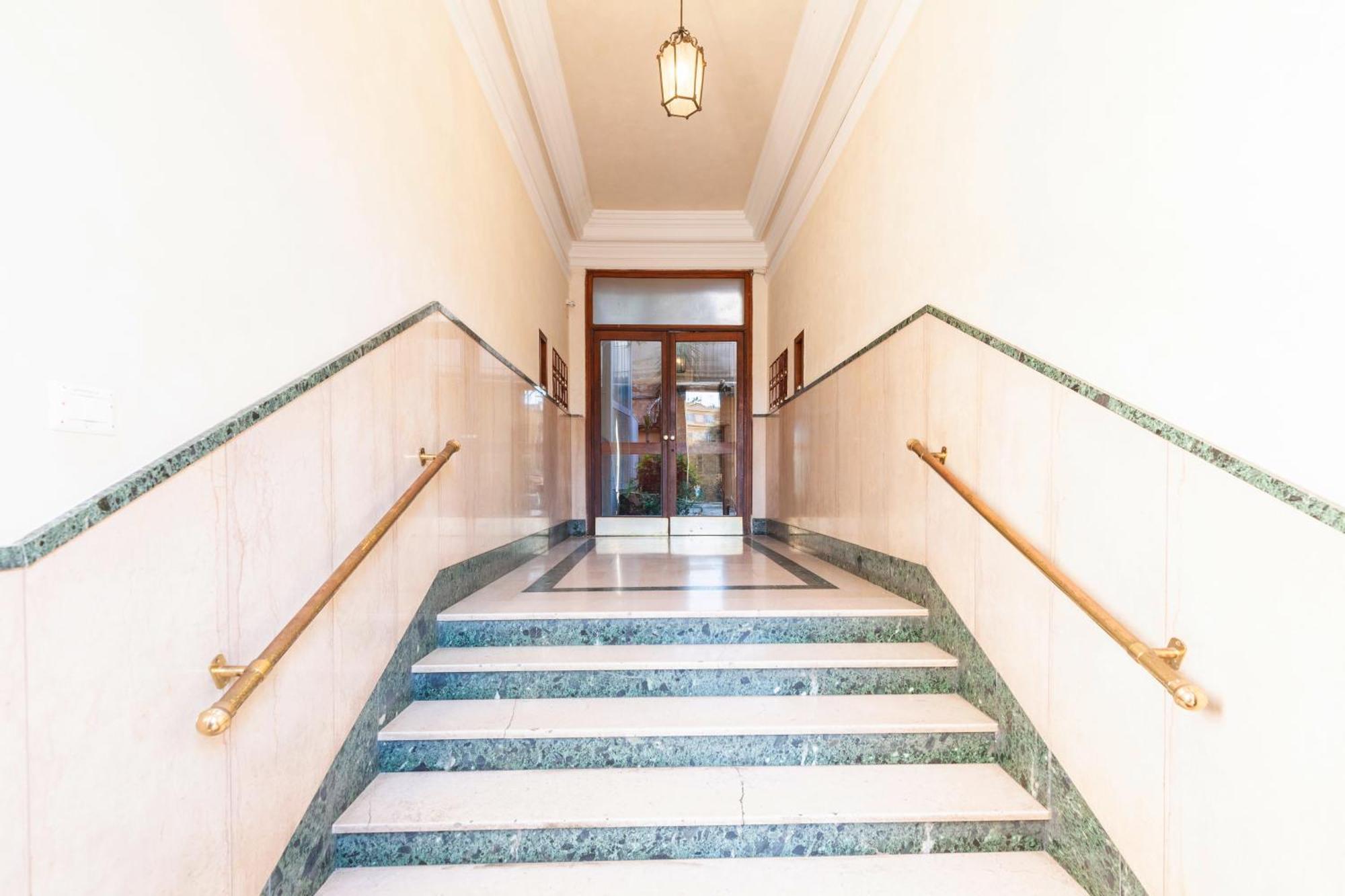 Appartamento Hostly-maison Sant'angelo-few Steps From Vatican *